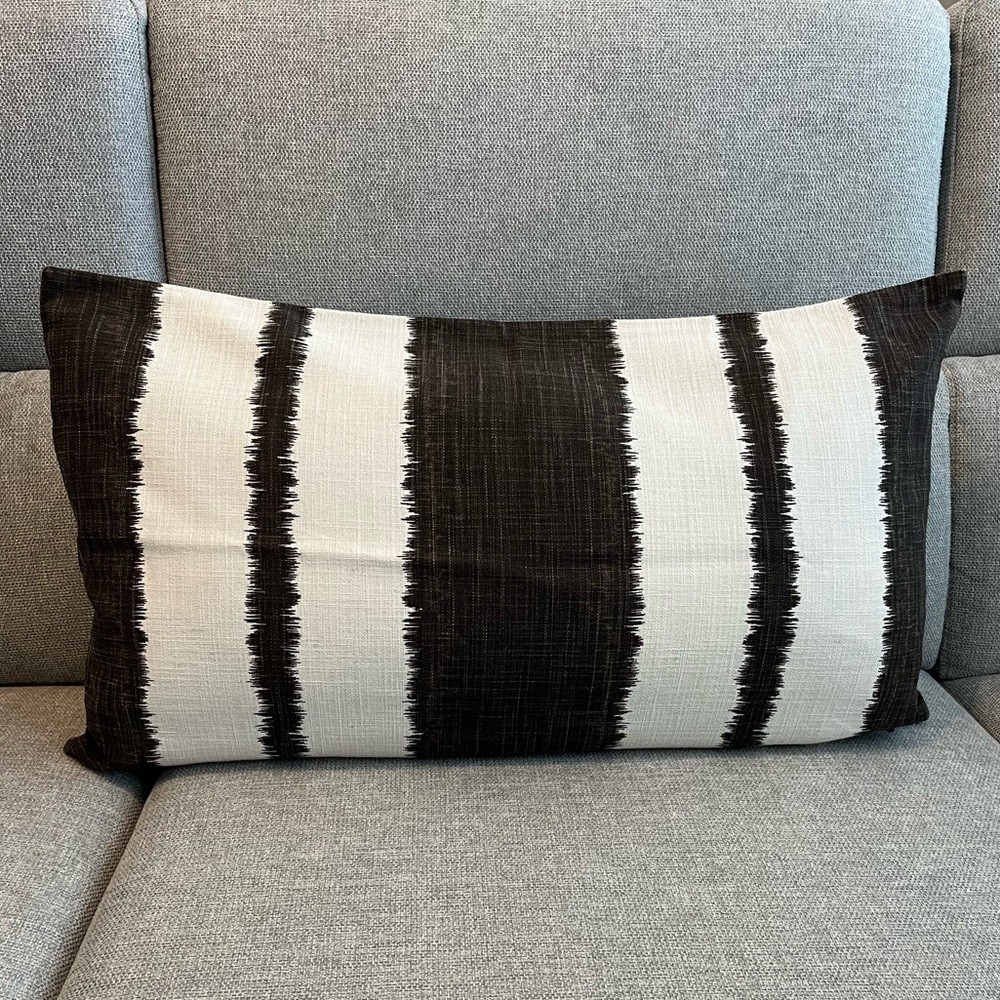 Brown & Cream Ikat Pottery Barn lumbar pillow EUC